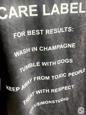 ISO House of Lulu / Lulu Simon Studio / LULUSIMONSTUDIO Care Label Tee in Grey
